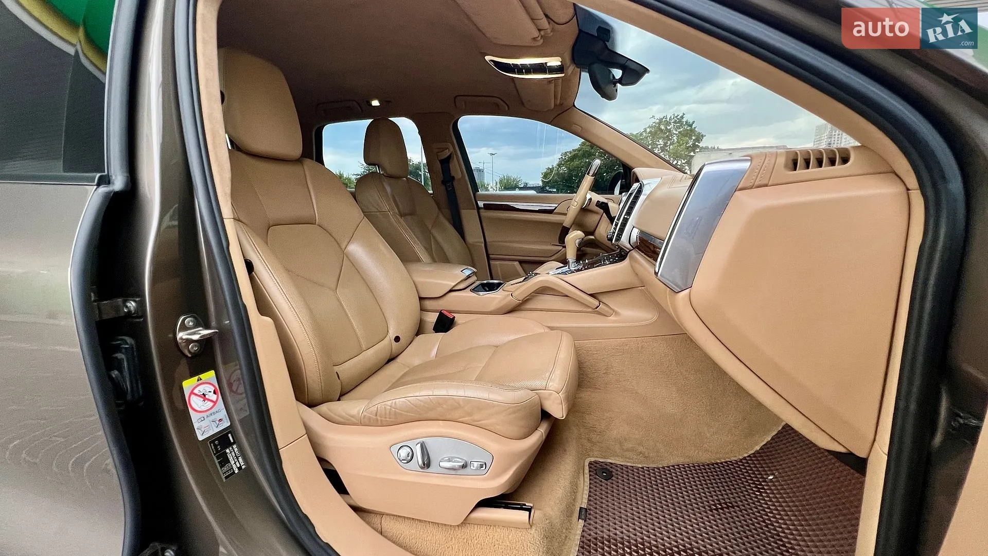 2011 Porsche Cayenne - мініатюра 32
