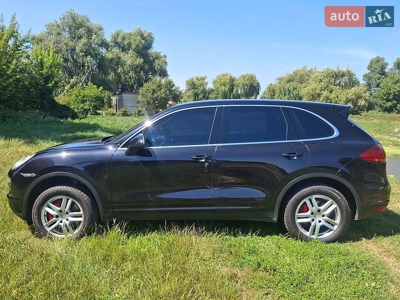 Внедорожник / Кроссовер Porsche Cayenne 2011 в Нежине