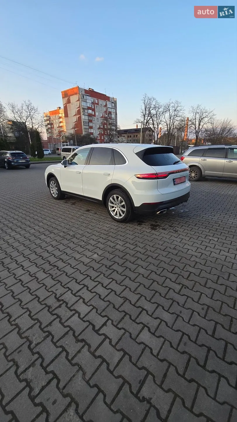 2019 Porsche Cayenne - мініатюра 6