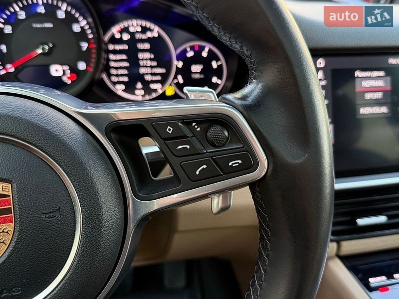 Внедорожник / Кроссовер Porsche Cayenne 2019 в Харькове