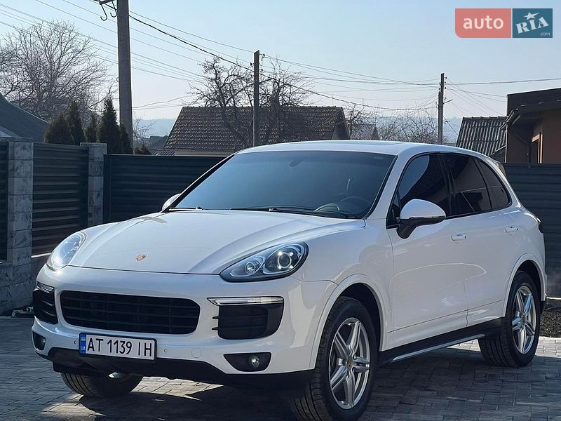 Внедорожник / Кроссовер Porsche Cayenne 2017 в Коломые