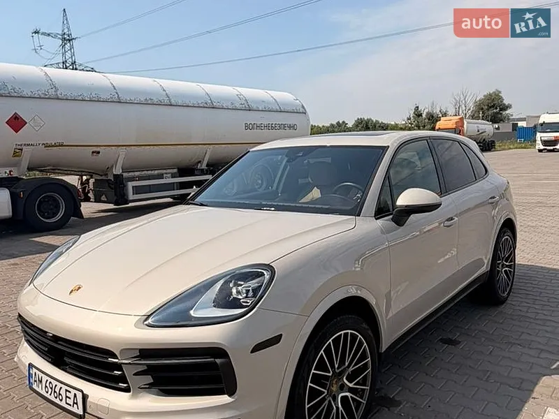 Porsche Cayenne 2022
