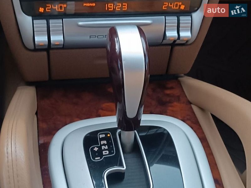 Позашляховик / Кросовер Porsche Cayenne 2008 в Чернігові
