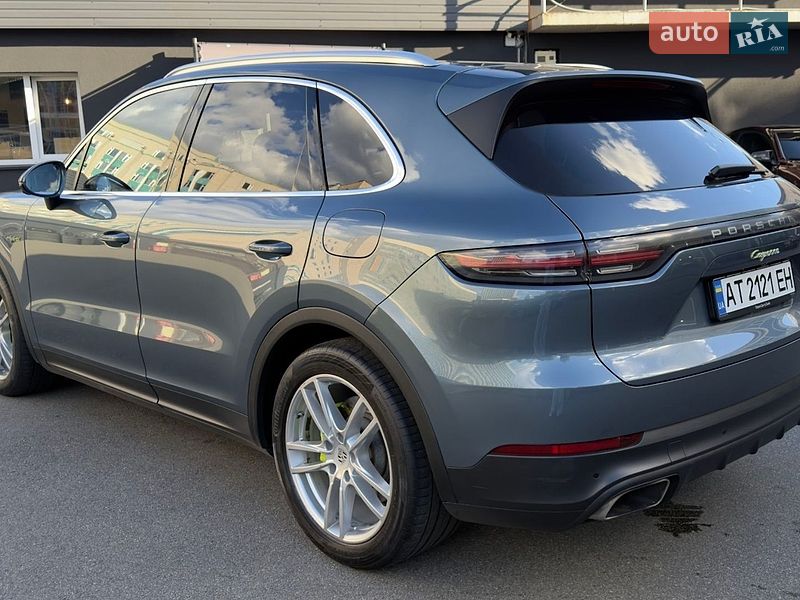 Внедорожник / Кроссовер Porsche Cayenne 2018 в Киеве