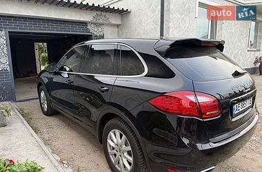 Внедорожник / Кроссовер Porsche Cayenne 2013 в Каменском