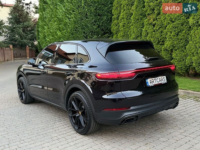 Позашляховик / Кросовер Porsche Cayenne 2019 в Одесі
