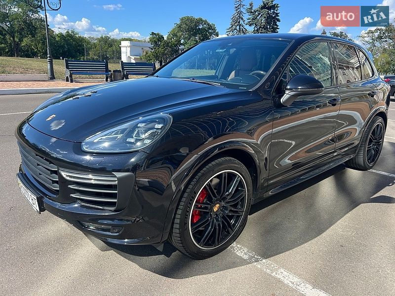 Внедорожник / Кроссовер Porsche Cayenne 2017 в Одессе
