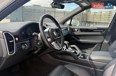 Позашляховик / Кросовер Porsche Cayenne 2019 в Києві