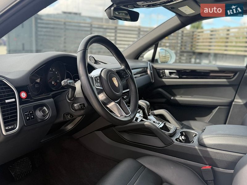 Позашляховик / Кросовер Porsche Cayenne 2019 в Києві