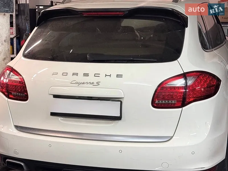 Porsche Cayenne 2012