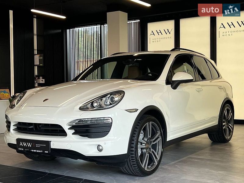 Внедорожник / Кроссовер Porsche Cayenne 2011 в Львове