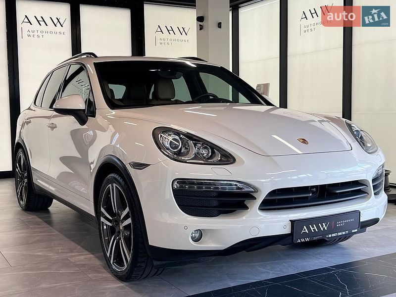 Внедорожник / Кроссовер Porsche Cayenne 2011 в Львове