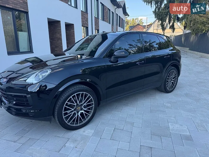 Porsche Cayenne 2019