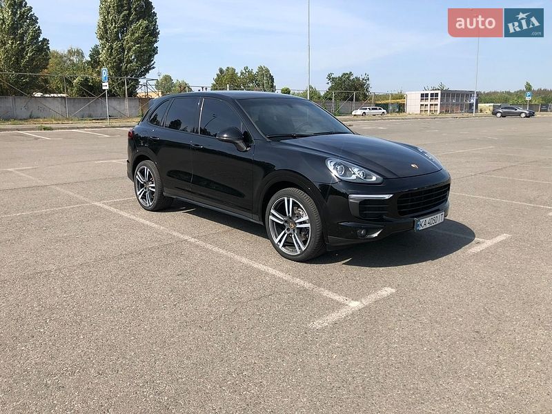 Внедорожник / Кроссовер Porsche Cayenne 2016 в Киеве фото 31 Внедорожник / Кроссовер Porsche Cayenne 2016 в Киеве