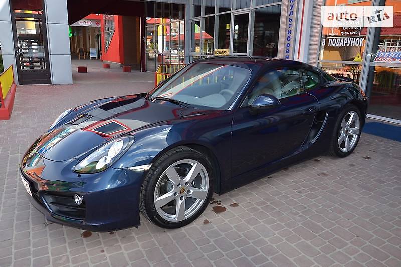 Купе Porsche Cayman 2015 в Львове