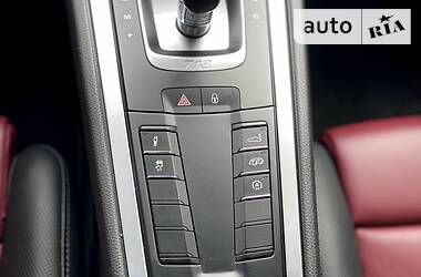 Купе Porsche Cayman 2016 в 
