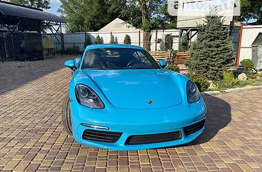 Купе Porsche Cayman 2016 в Дніпрі