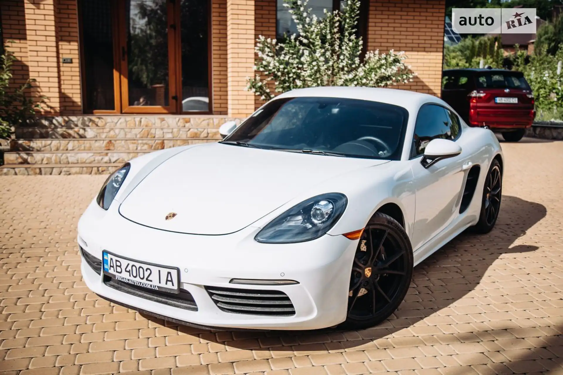 Porsche Cayman 2019