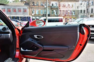 Купе Porsche Cayman 2017 в 