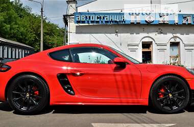 Купе Porsche Cayman 2017 в 