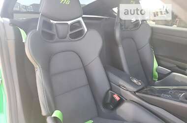 Купе Porsche Cayman 2023 в 