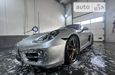 Купе Porsche Cayman 2013 в Черновцах