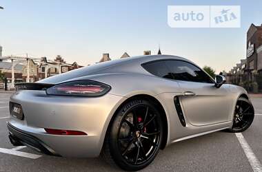 Купе Porsche Cayman 2016 в Киеве