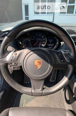 Купе Porsche Cayman 2015 в 