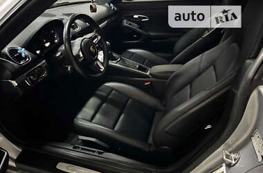 Купе Porsche Cayman 2019 в 