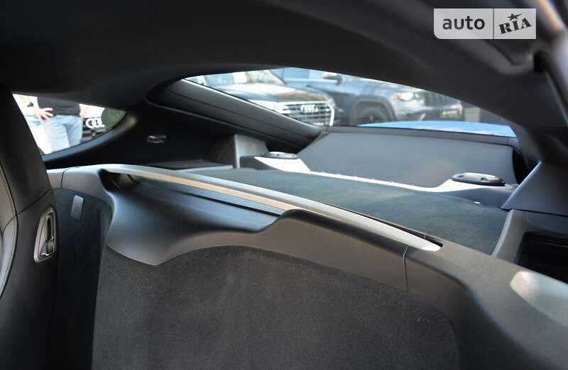 Купе Porsche Cayman 2013 в Киеве
