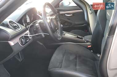 Купе Porsche Cayman 2022 в 