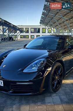 Купе Porsche Cayman 2017 в 