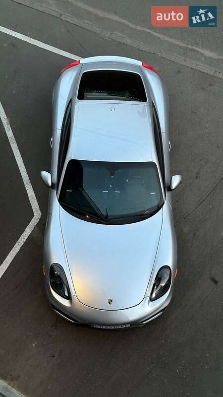 Porsche Cayman 2016