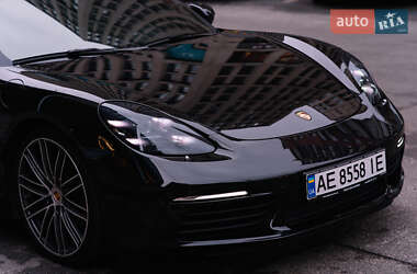 Купе Porsche Cayman 2017 в 