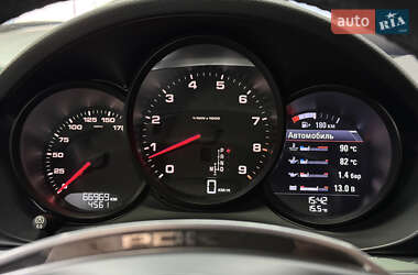 Купе Porsche Cayman 2014 в 