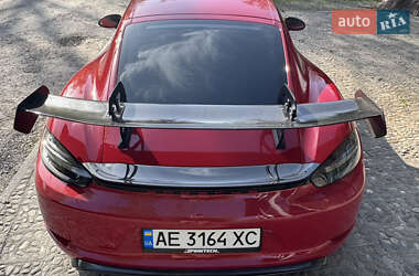 Купе Porsche Cayman 2018 в 
