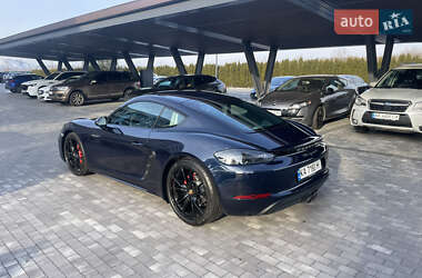 Купе Porsche Cayman 2018 в 