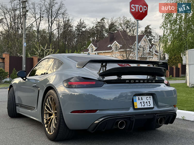 Купе Porsche Cayman 2018 в 