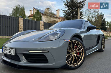 Купе Porsche Cayman 2018 в Киеве