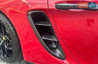 Купе Porsche Cayman 2018 в 