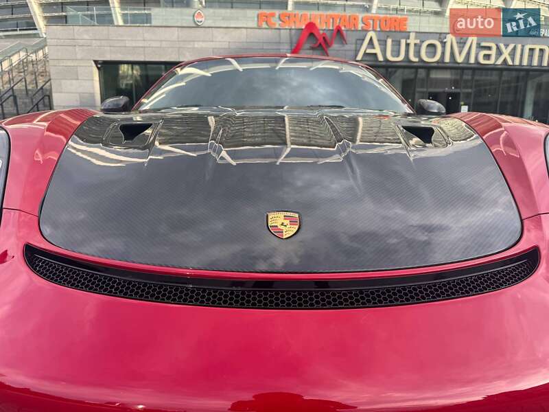 Купе Porsche Cayman 2018 в Киеве