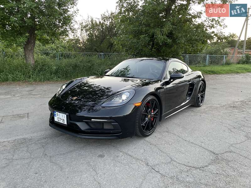 Купе Porsche Cayman 2017 в Полтаві