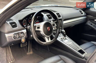 Купе Porsche Cayman 2016 в 