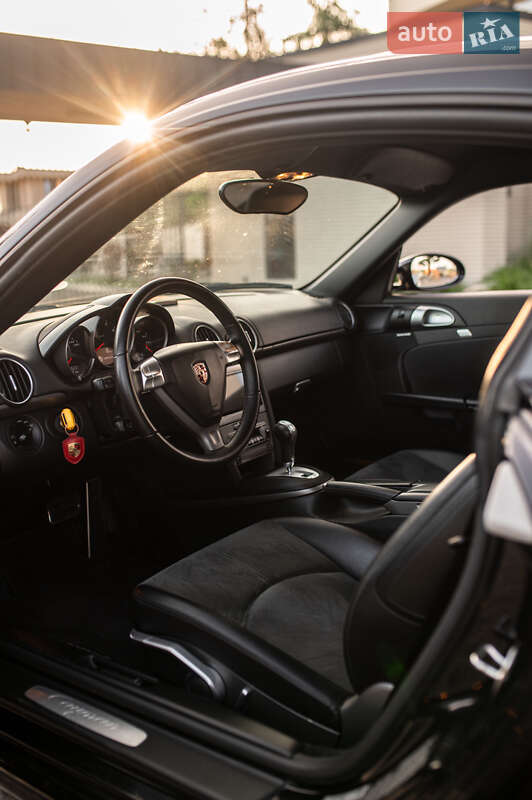 Купе Porsche Cayman 2008 в Львове