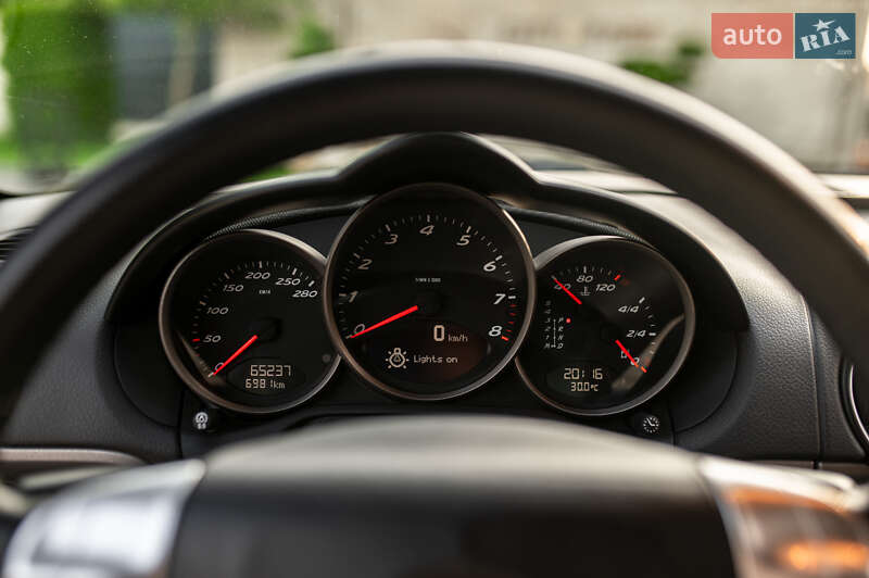 Купе Porsche Cayman 2008 в Львове