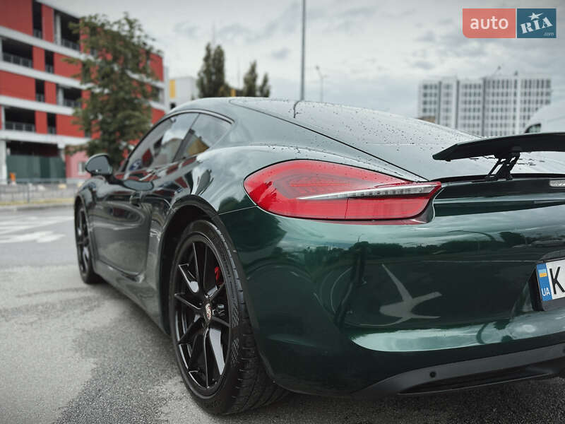 Купе Porsche Cayman 2015 в Киеве