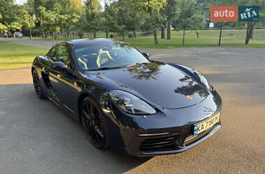 Купе Porsche Cayman 2018 в Києві