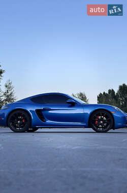 Купе Porsche Cayman 2017 в Киеве