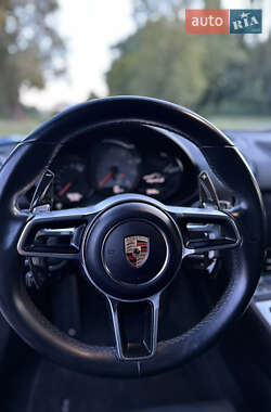 Купе Porsche Cayman 2017 в 