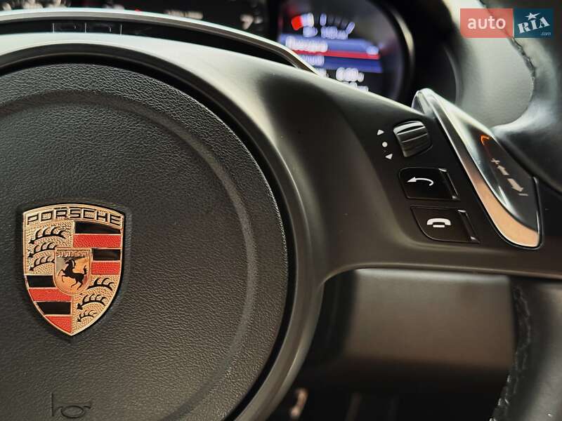 Купе Porsche Cayman 2014 в Киеве